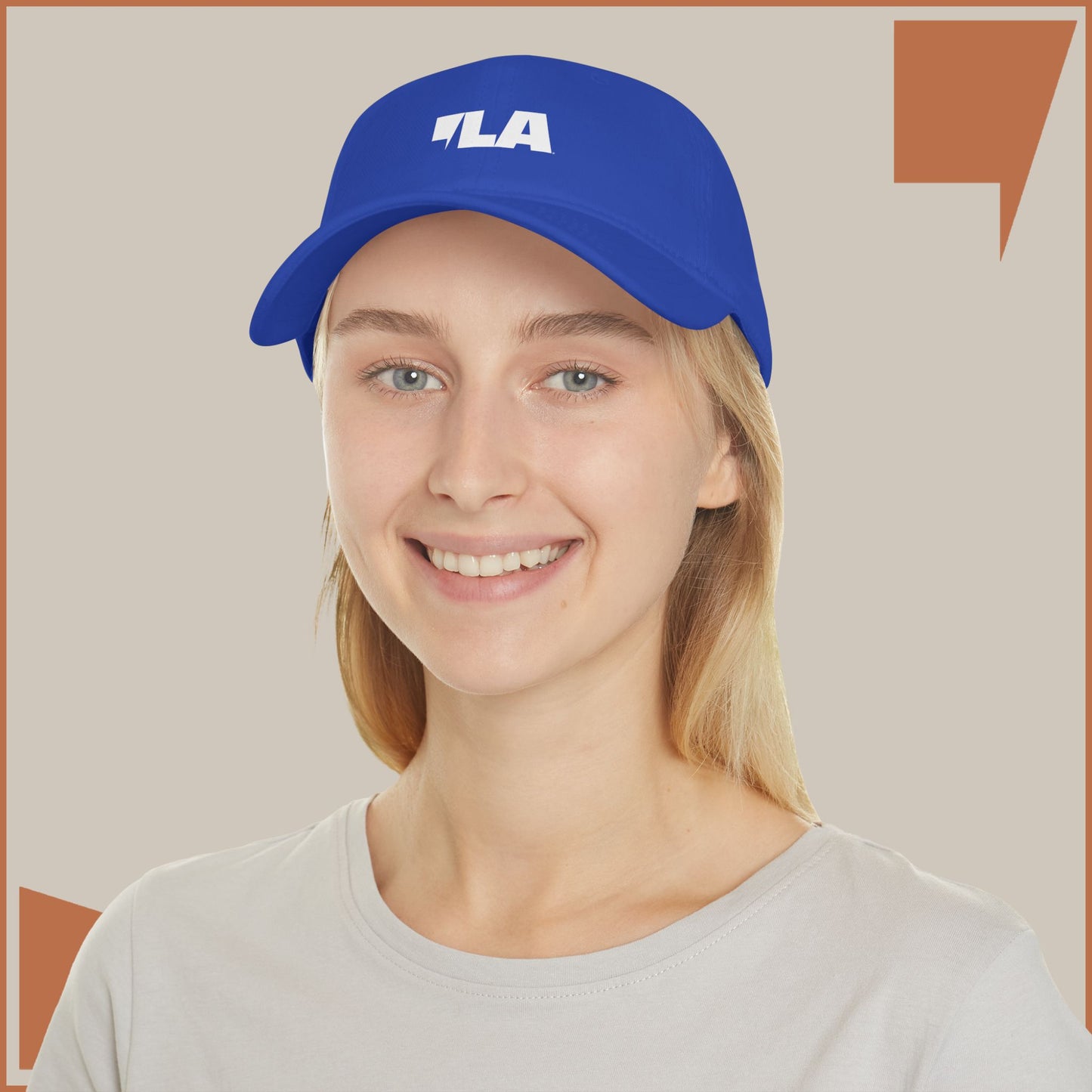 COMMA LA/KAMALA - LOW PROFILE BASEBALL CAP - BLANC